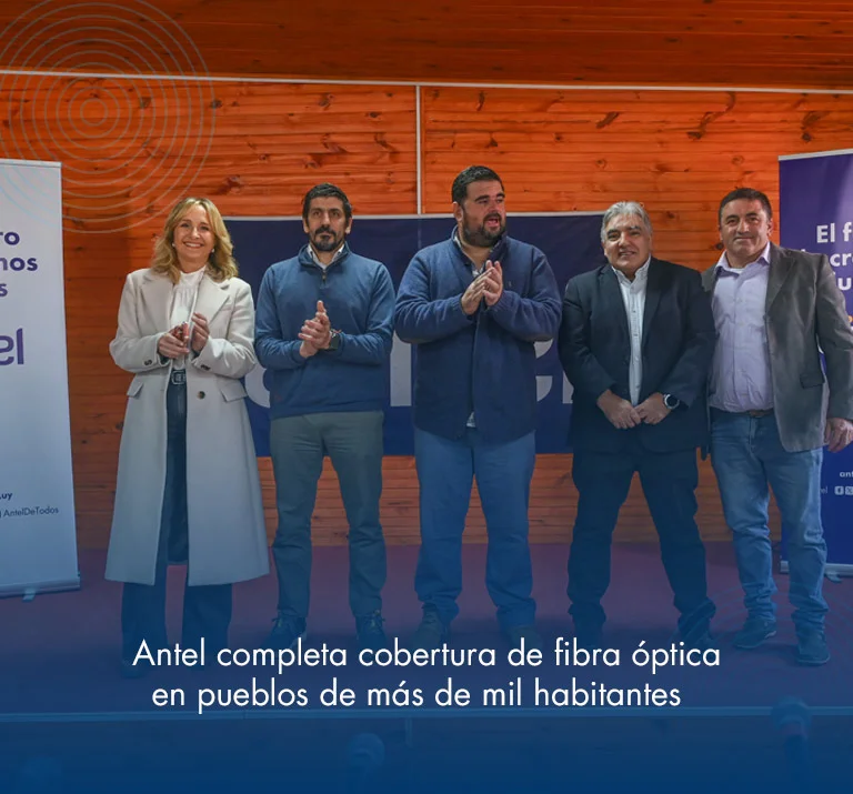 Banner ilustrativo sobre Antel completa cobertura de fibra óptica en pueblos de más de mil habitantes